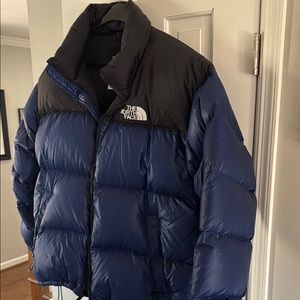 The North Face Men's Blue and Black Puffer Jacket XXXL